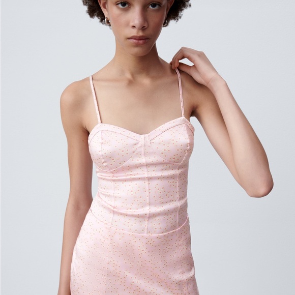 Zara Tops Zara Pink Floral Bodysuit Poshmark